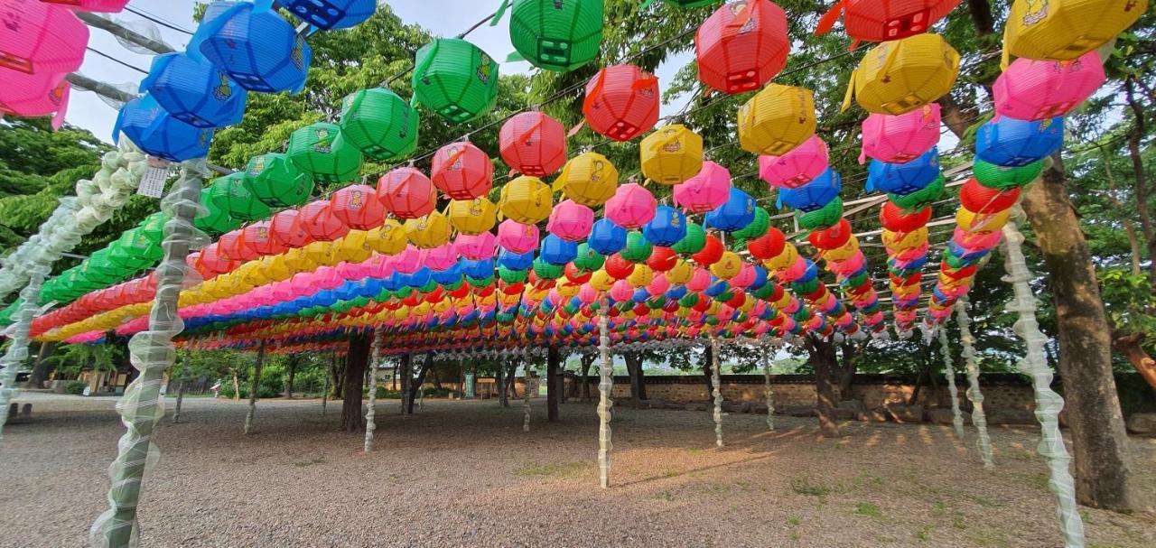 Gyeongju Bonghwangmansion Hostel Ngoại thất bức ảnh